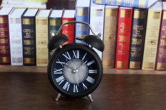 Freehand bamboo wall clock